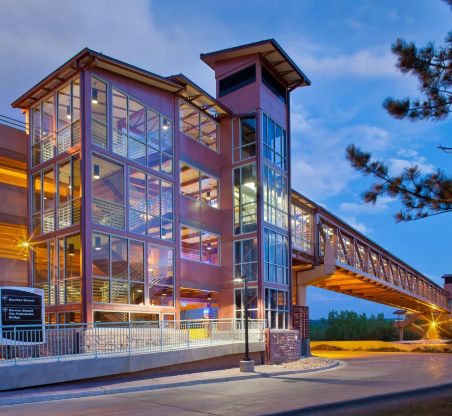 Clear Strength: Exploring the Versatility of Abrasion-Resistant Polycarbonate Sheets