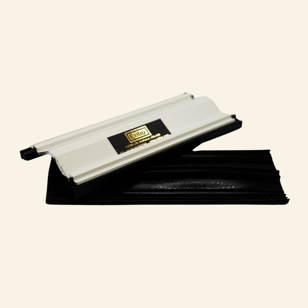 Pacote DIY - Passagem Lateral de Policarbonato Transparente 2000mm x 10500mm